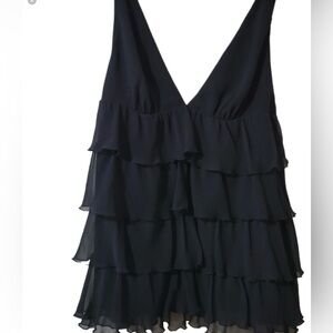 Victoria's Secret Black Tiered Rufled Vnek Tank Top Size M
